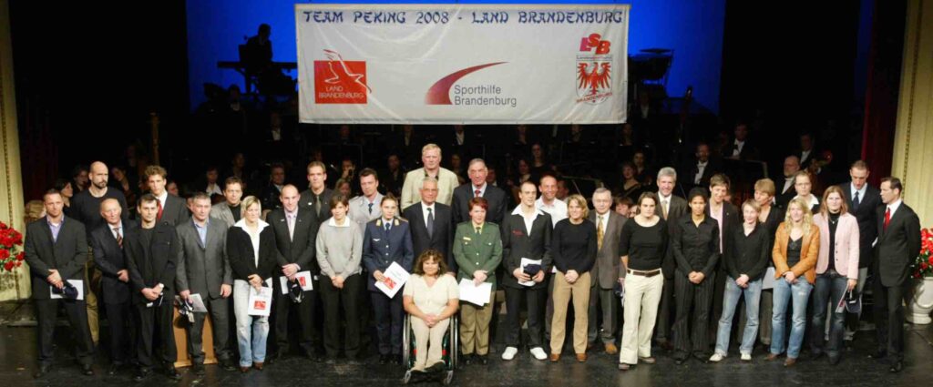 TEAM PEKING – LAND BRANDENBURG